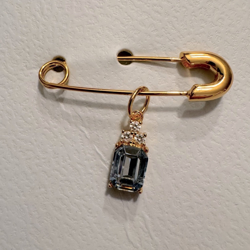 Something Blue Pin - Emerald Cut